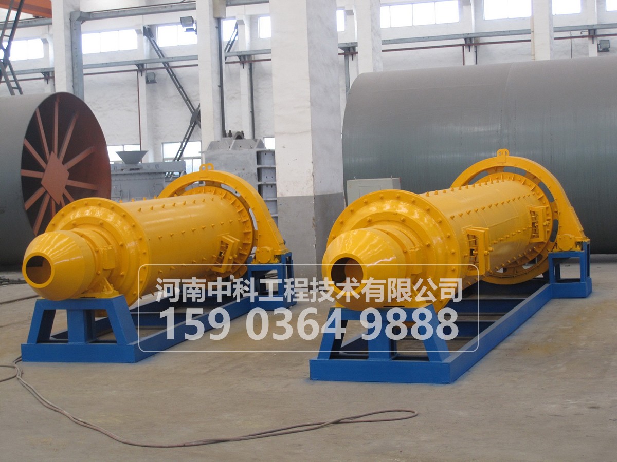 球磨機(jī)運(yùn)轉(zhuǎn)時(shí)突然筒體聲音變得尖脆是什么原因？