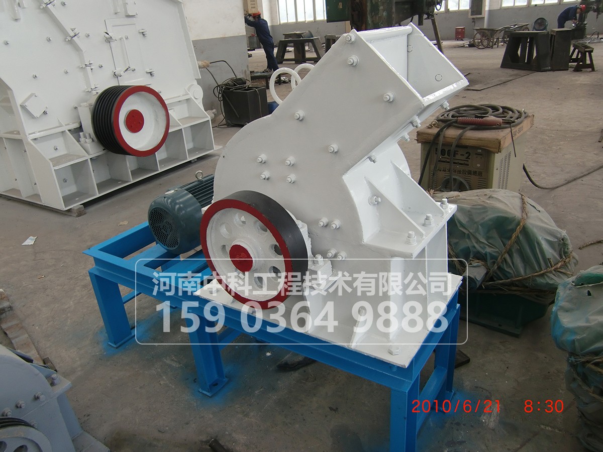 幾種常見破碎機的選型參考及優(yōu)缺點分析