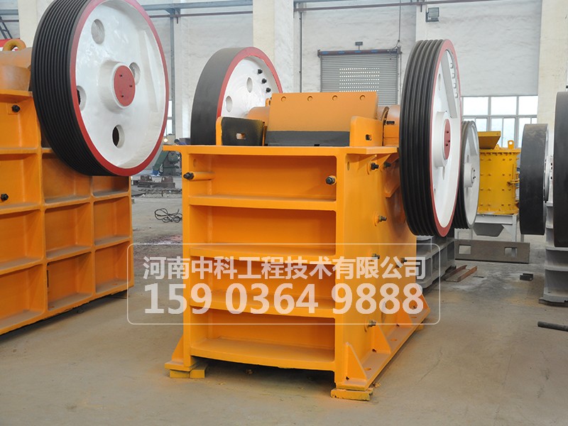 顎式破碎機(jī)襯板磨損到什么程度更換？ 